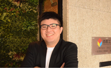 向田 翔
